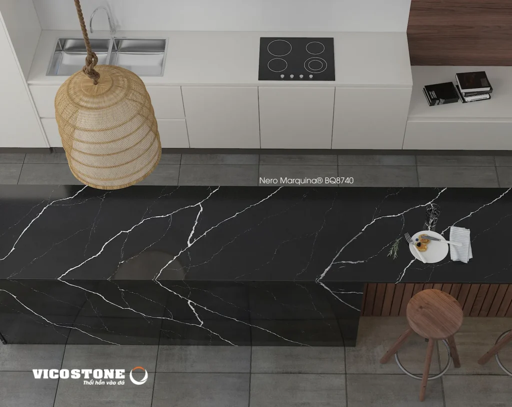 Bề mặt Nero Marquina BQ8740 trong không gian minh họa